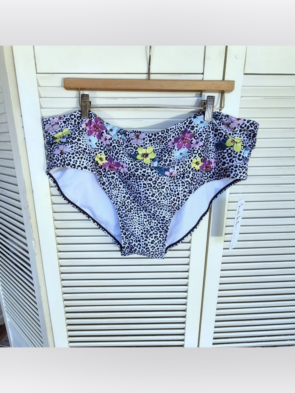 NWT Nicole Miller Leopard Floral Bathing Suit Swim Bottoms 2XL
